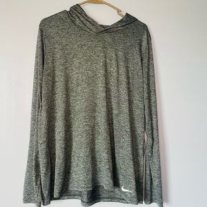 nike hooded long sleeve